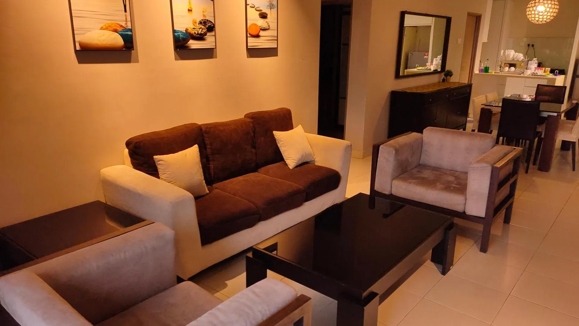 Tcr-Jb Tebrau City Walk Distance To Ikea Toppen & Aeon Mall Johor Bahru Malaysia