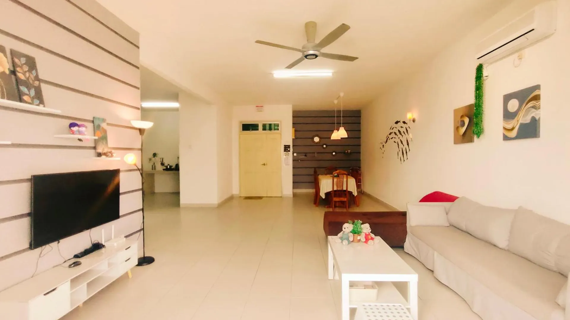 Apartment Tcr-Jb Tebrau City Walk Distance To Ikea Toppen & Aeon Mall Johor Bahru Malaysia